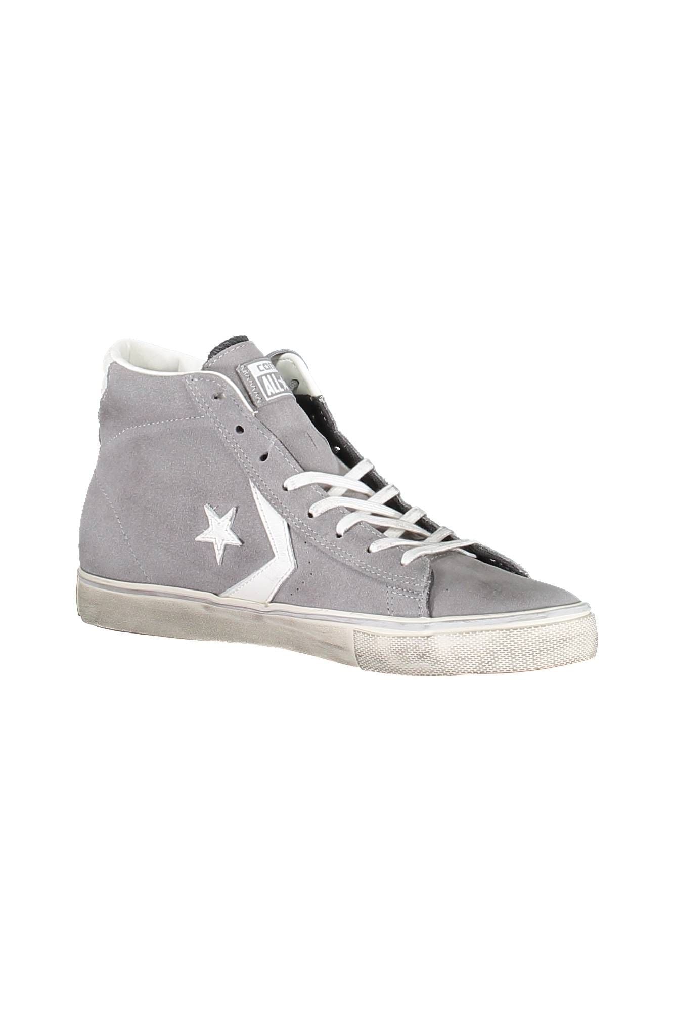 Sleek Gray Leather Sneakers with Contrasting Sole