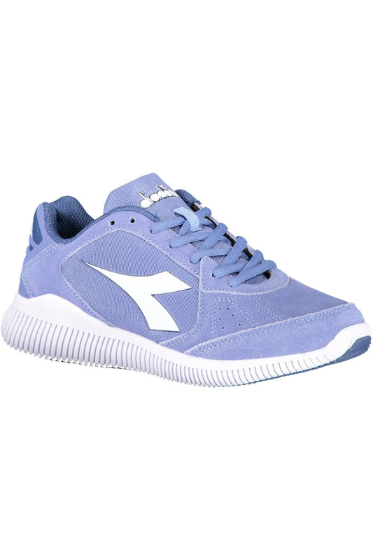 Chic Light Blue Sneakers With Contrasting Details