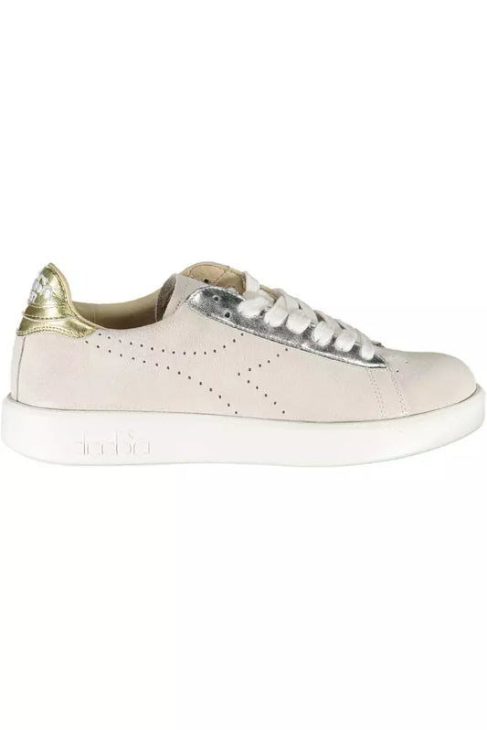 Elegant White Leather Sneakers with Contrasting Details
