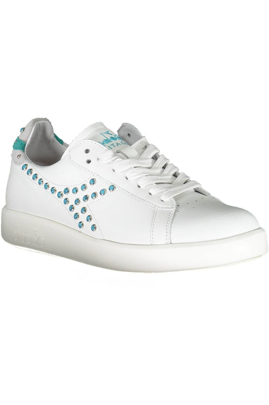 Elegant Sneakers with Contrasting Accents
