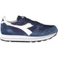 Chic Blue Sneakers with Contrasting Accents