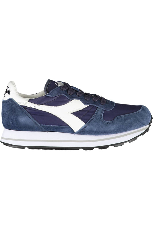 Chic Blue Sneakers with Contrasting Accents