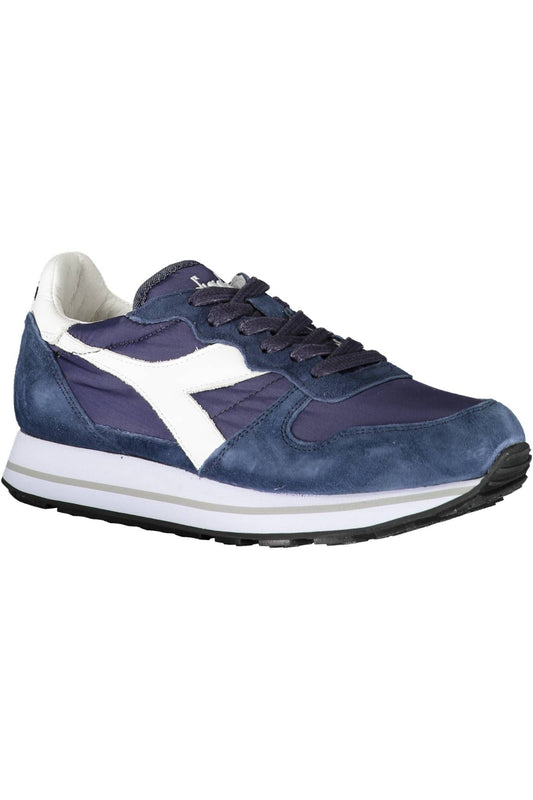 Chic Blue Sneakers with Contrasting Accents