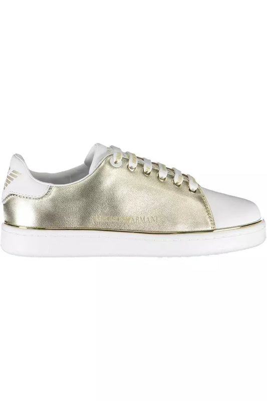 Elegant White Sneakers with Contrasting Accents