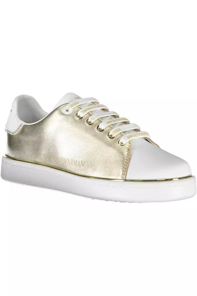 Elegant White Sneakers with Contrasting Accents