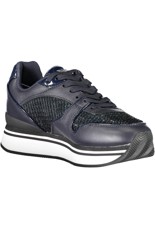 Elegant Sports Sneakers with Contrasting Details