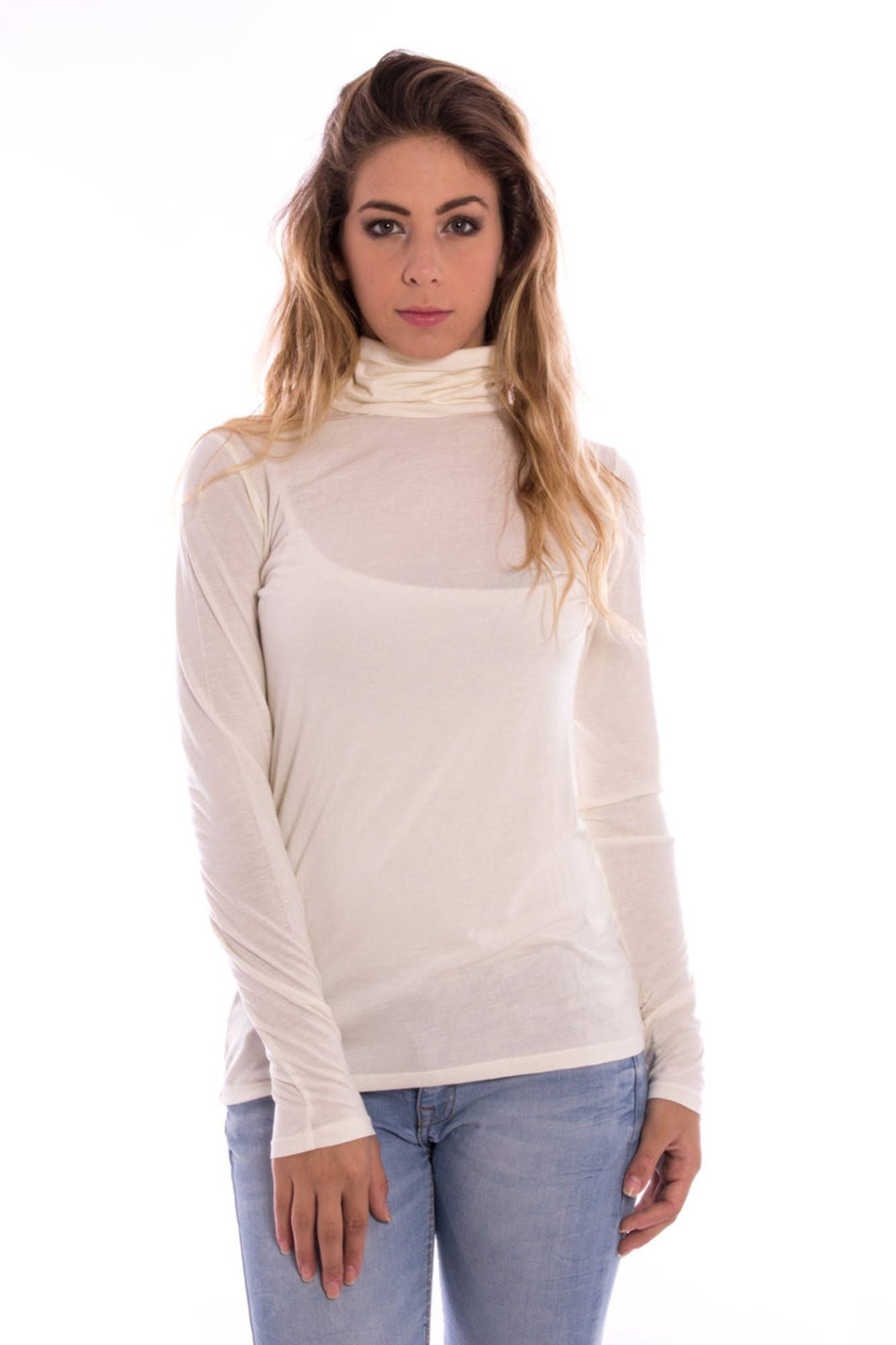 Elegant White Long Sleeve Lupetto Tee