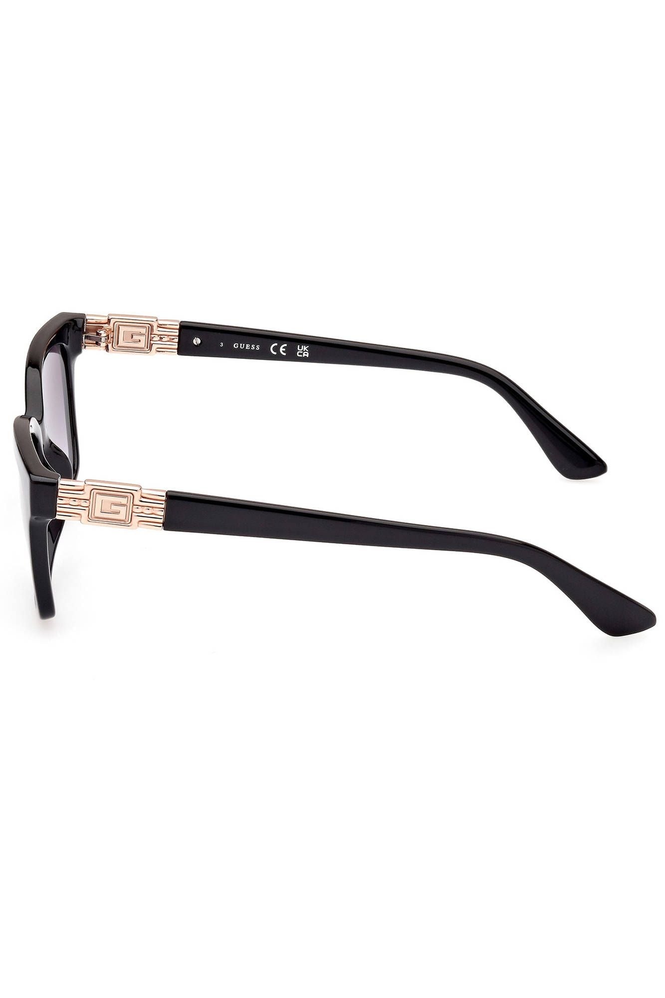 Chic Square Lens Sunglasses in Timeless Black