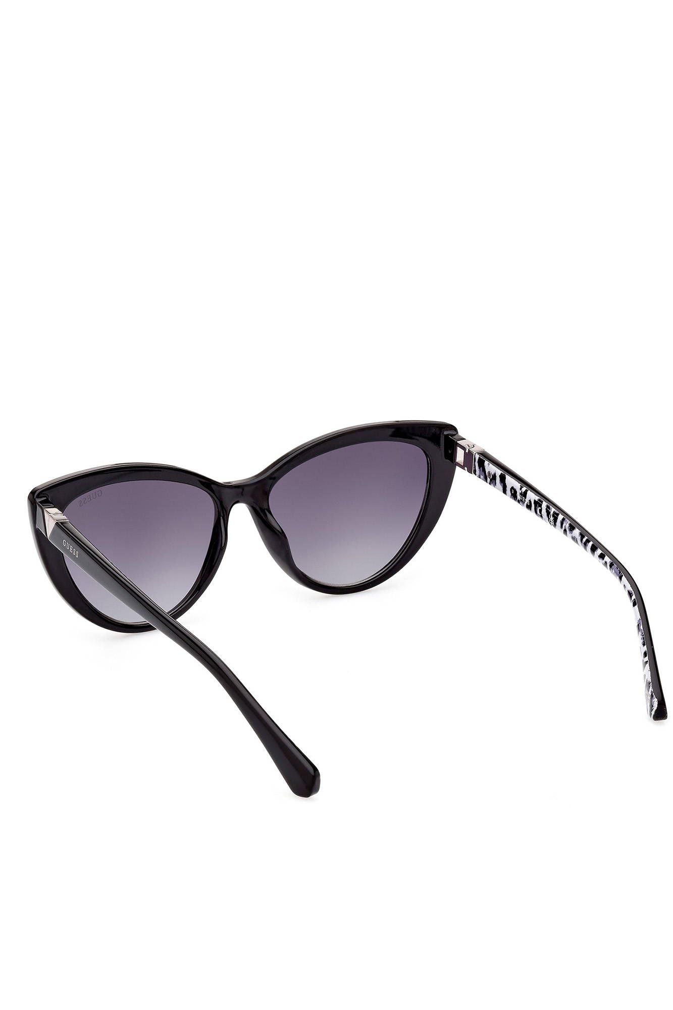 Chic Teardrop Black Sunglasses