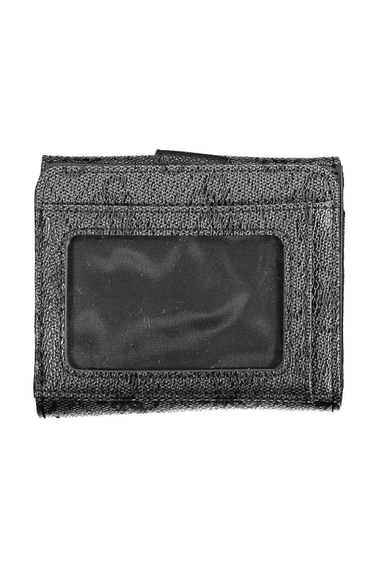 Chic Dual-Compartment Wallet with Snap Closures