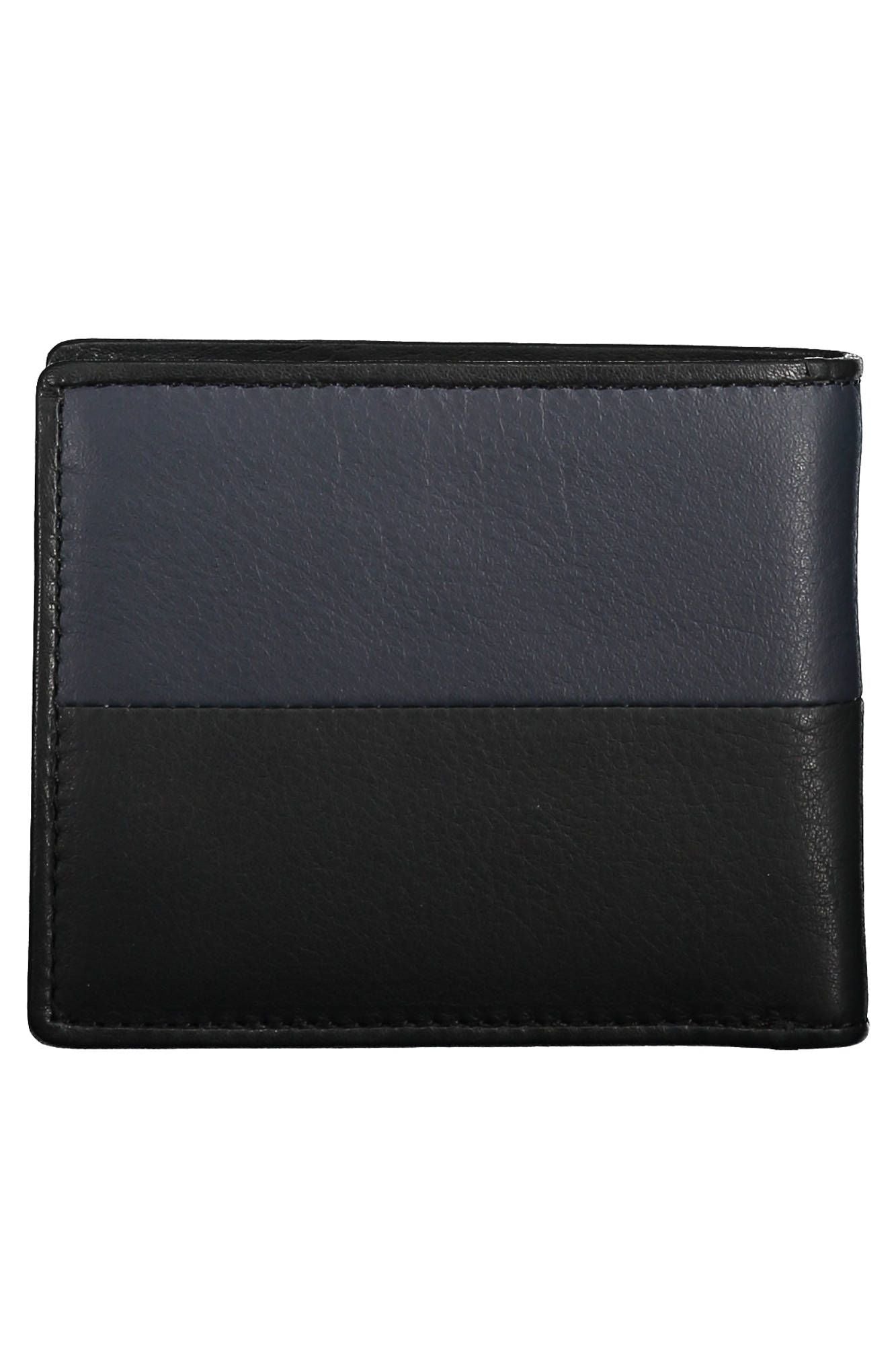 Elegant Dual-Compartment Leather Wallet