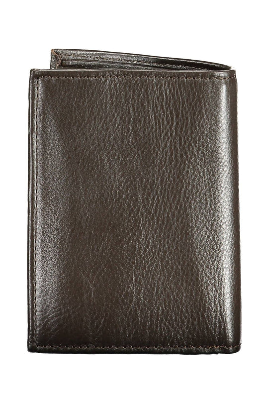 Elegant Dual-Compartment Leather Wallet