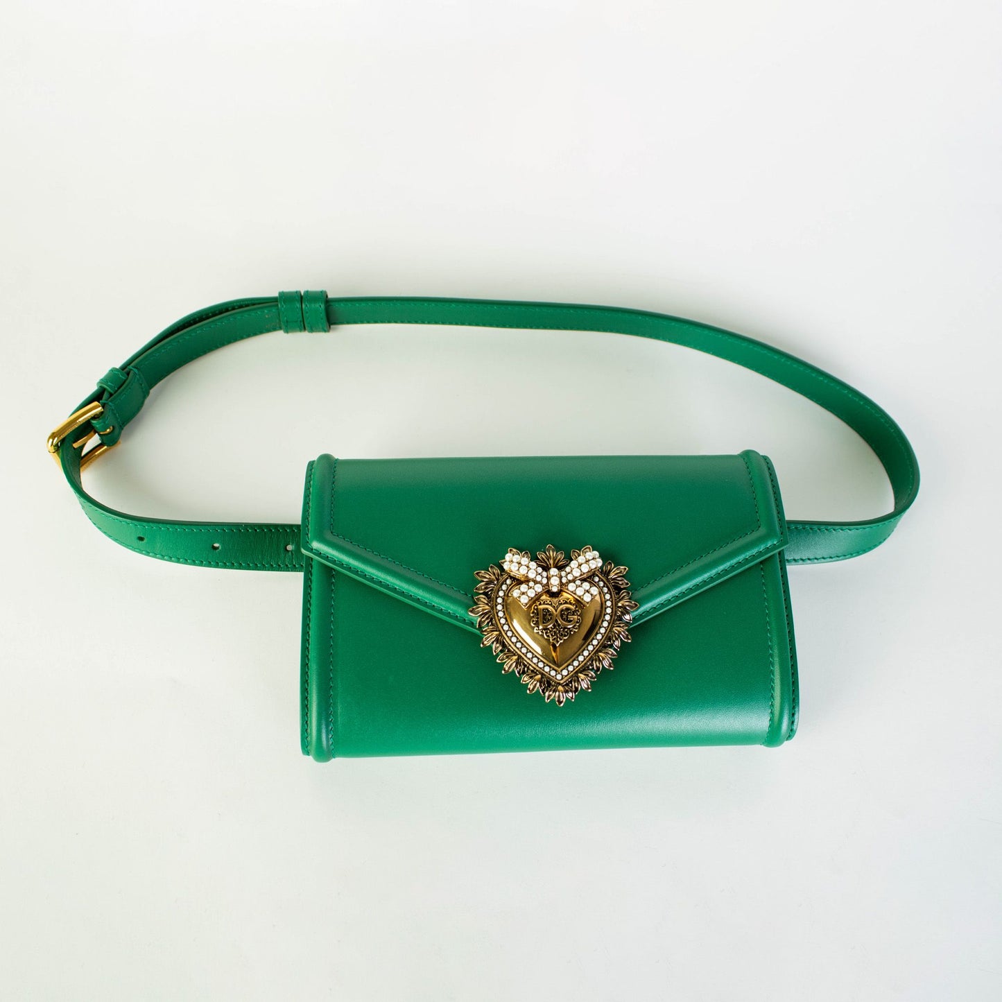 Elegant Green Jewel Button Leather Clutch