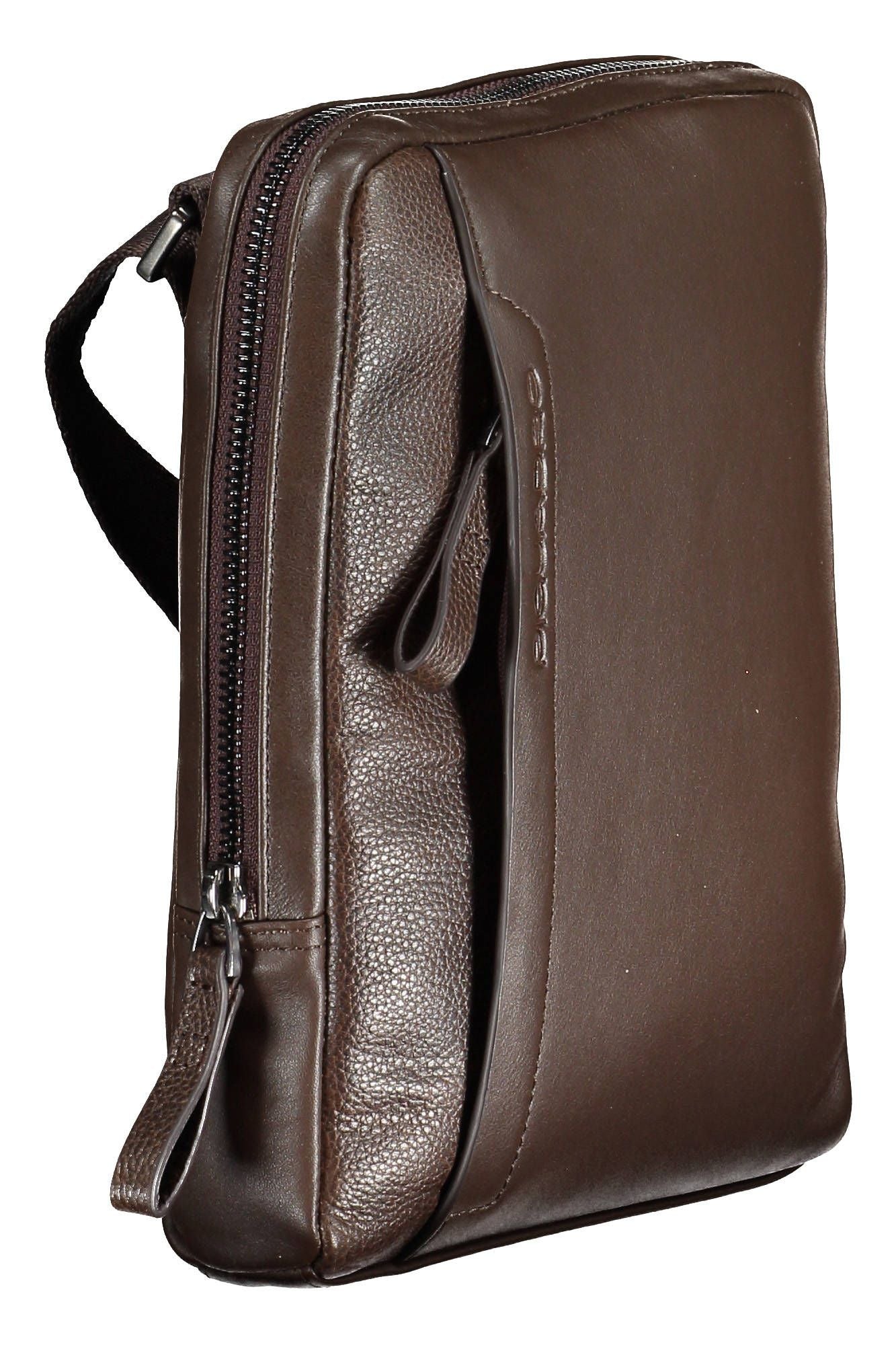 Elegant Brown Leather Shoulder Bag with Contrasting Details