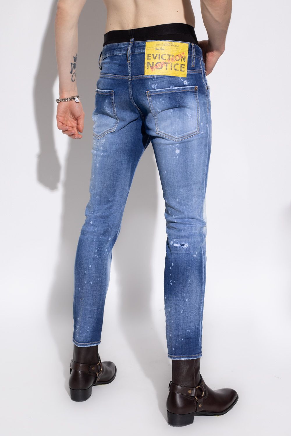 Chic Distressed Skater Denim Splatter