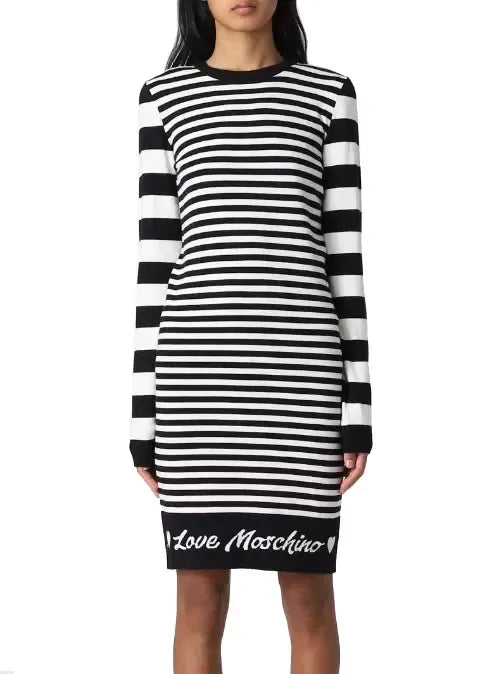 Elegant Striped Knit Dress with Long Sleeves