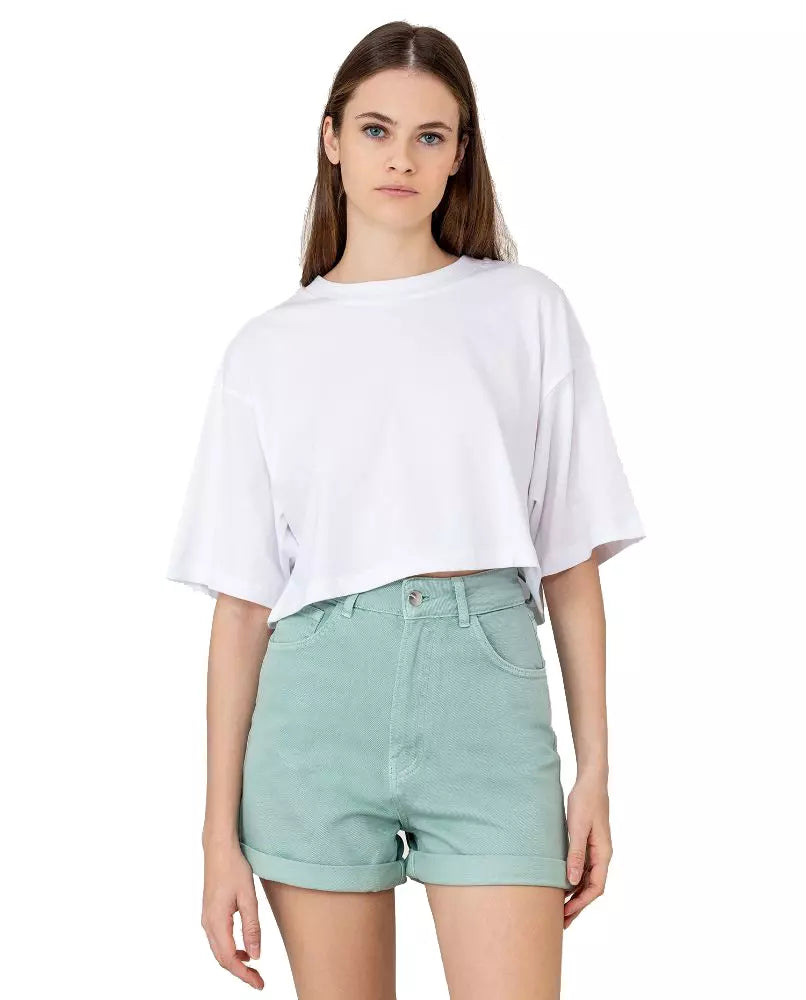 Chic Green Cotton Shorts with Classic Five-Pocket Design