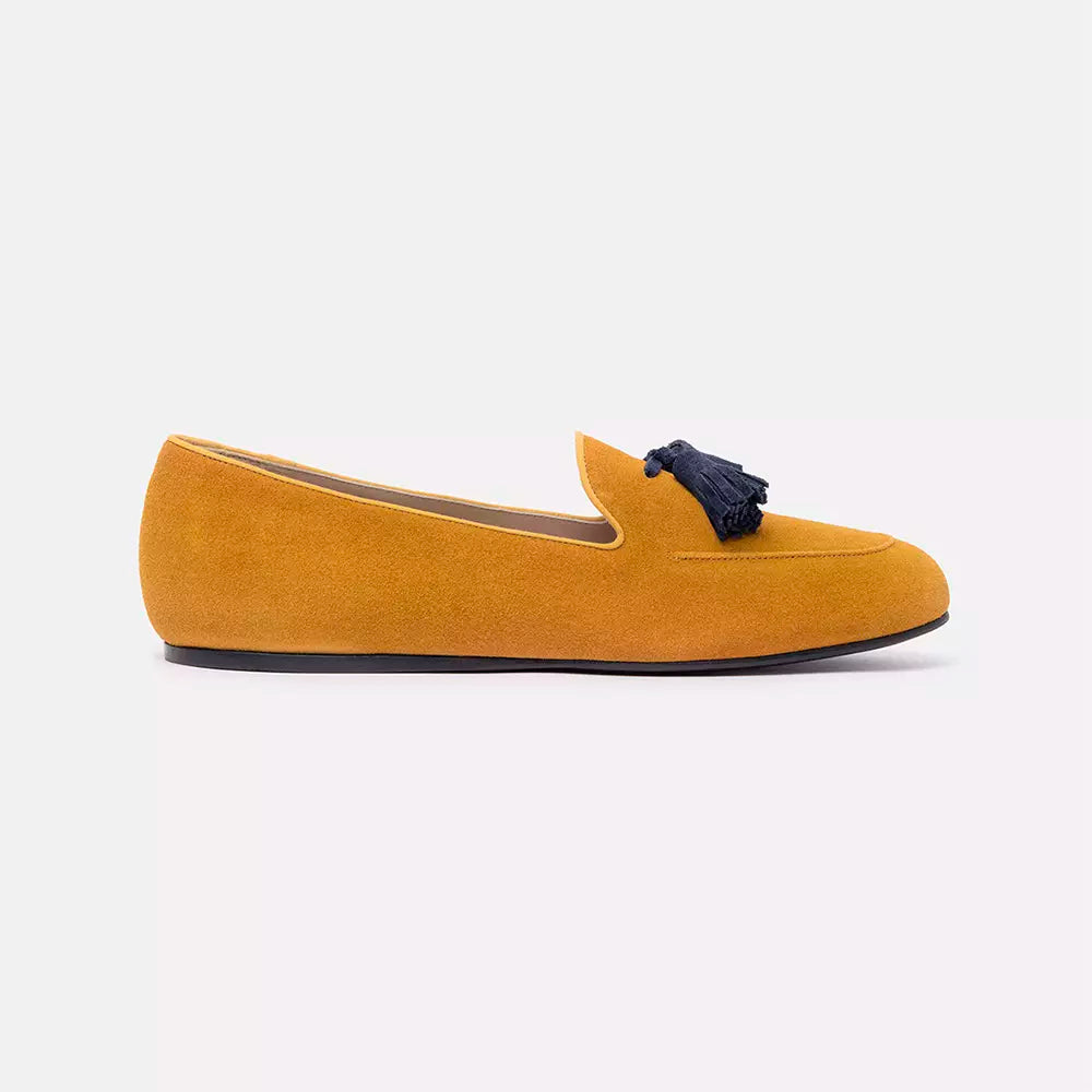 Suede Leather Tasseled Moccasins - Unisex Elegance