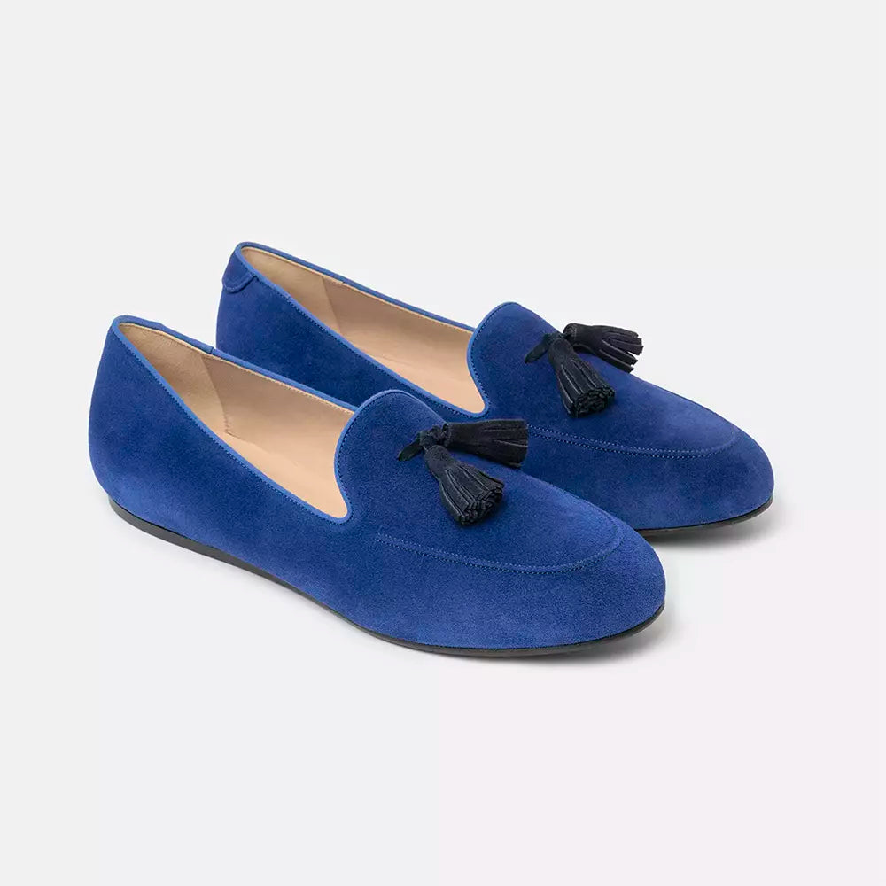 Chic Blue Suede Loafers for the Discerning Gentleman