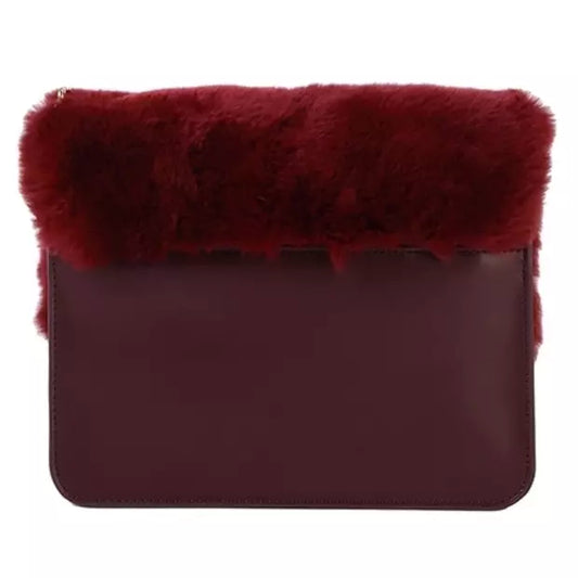 Chic Calfskin Crossbody with Eco-Fur & Chain Strap