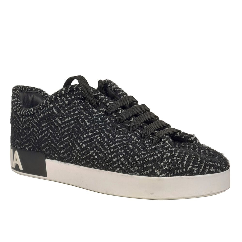 Sleek Black Knit Sneakers with Leather Accents