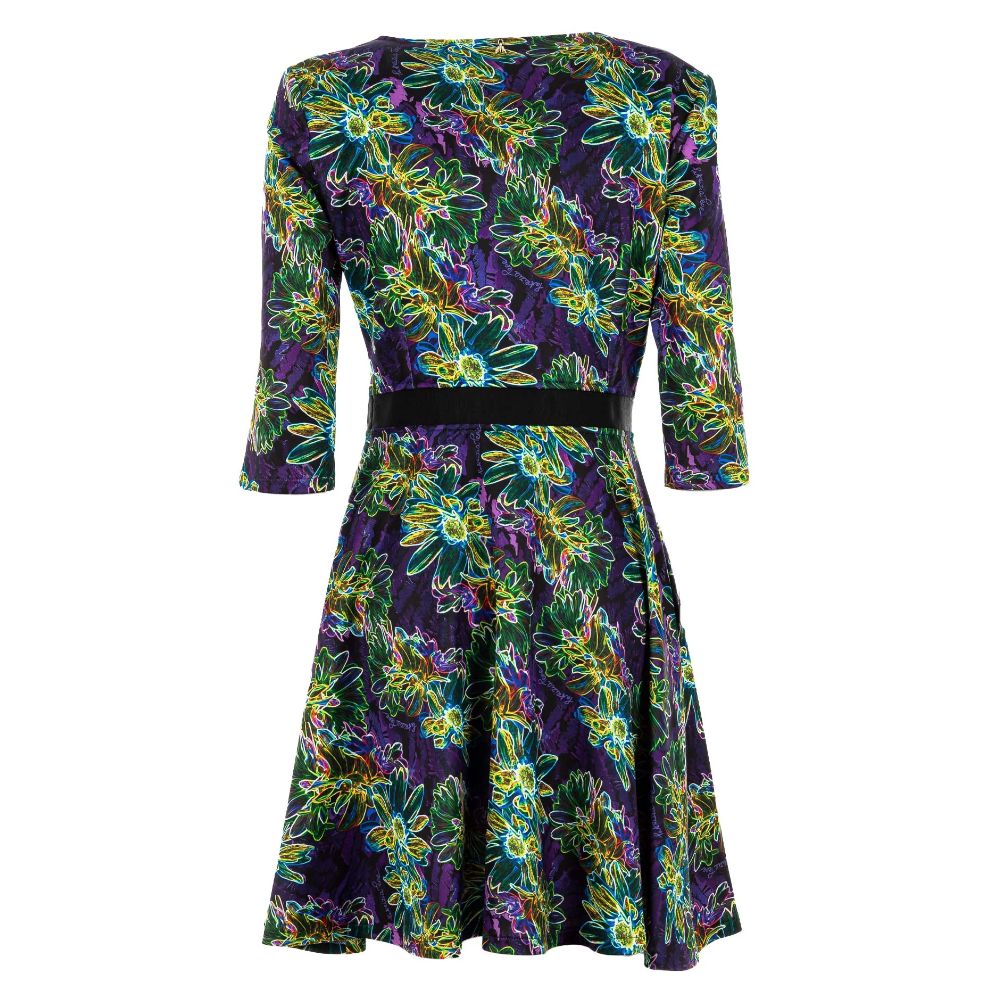 Floral Elegance Short Dress with Wide Neckline