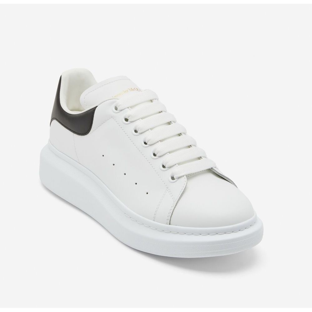 Elevated White Leather Sneakers with Oversize Sole