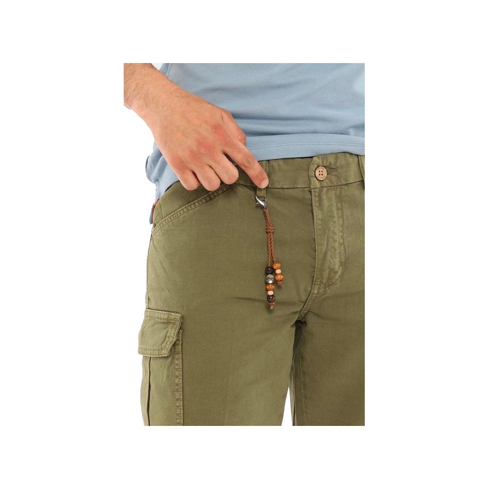 Chic Cargo Bermuda Shorts in Green