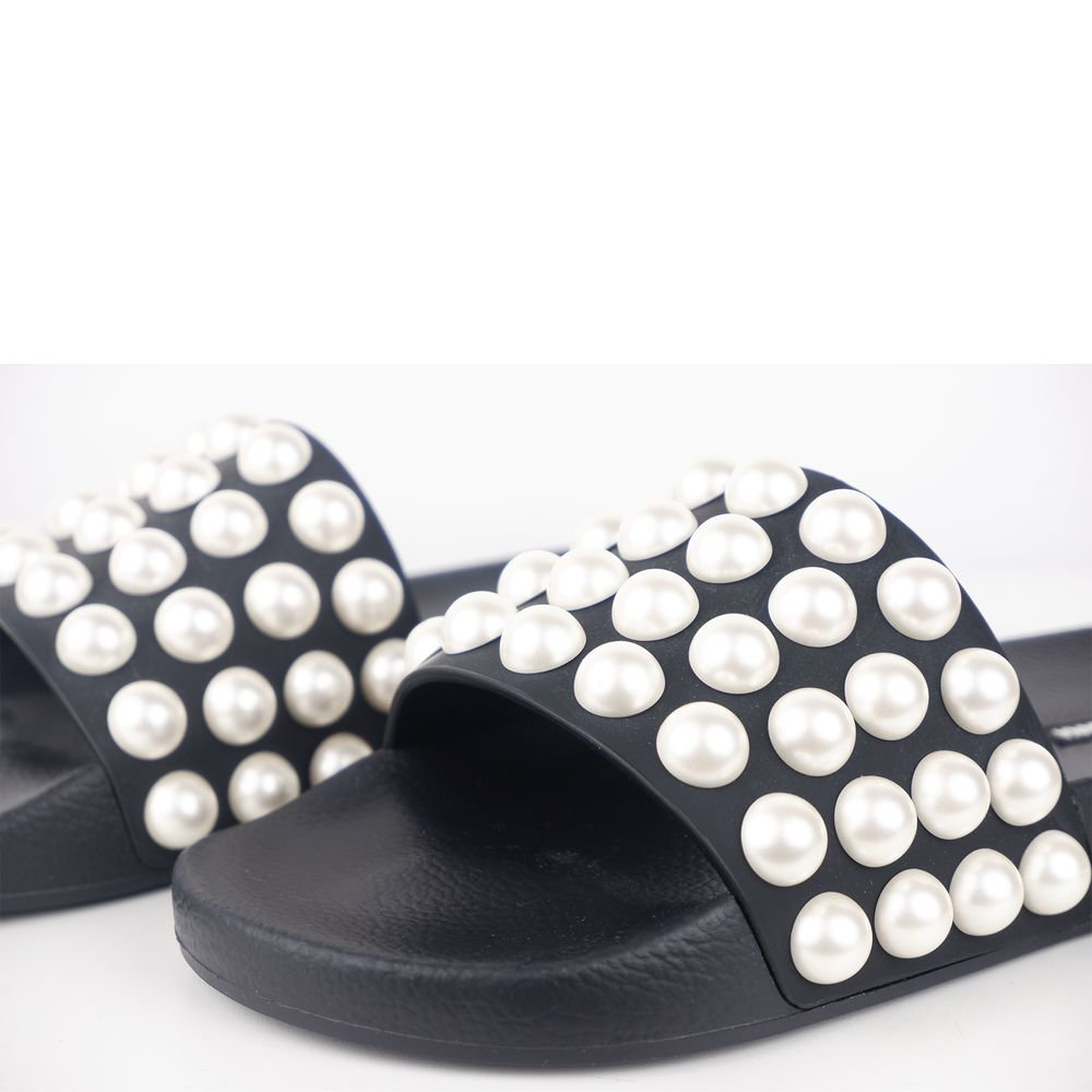 Chic Black Leather Slippers with Pearl Detail