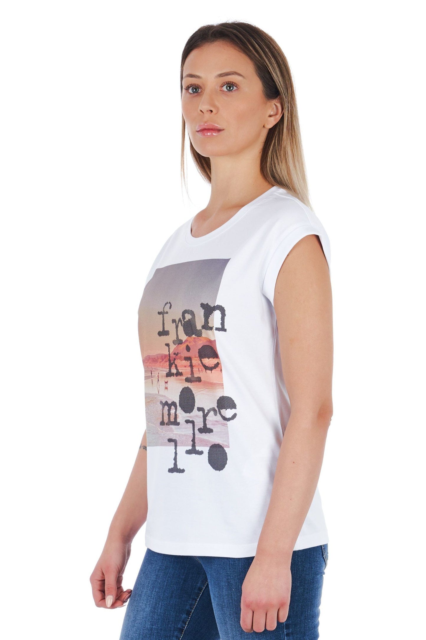 Chic White Front Print Tee