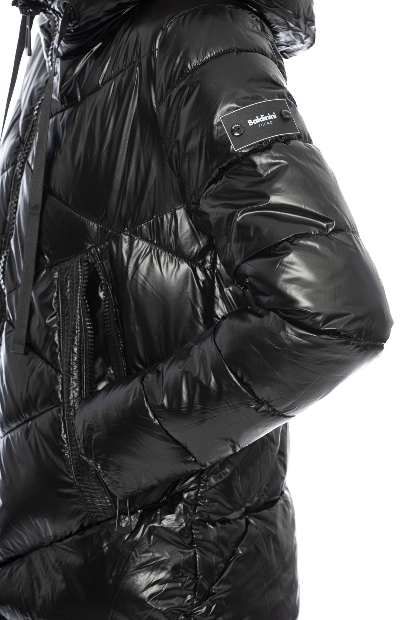 Chic Black Short Down Jacket - Winter Elegance