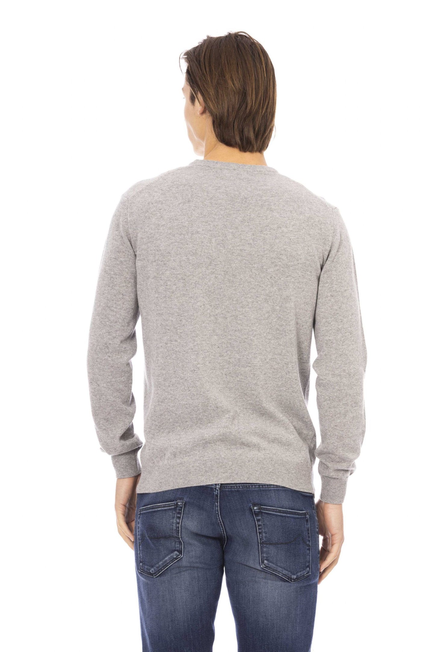 Elegant Crewneck Sweater in Cozy Wool Blend