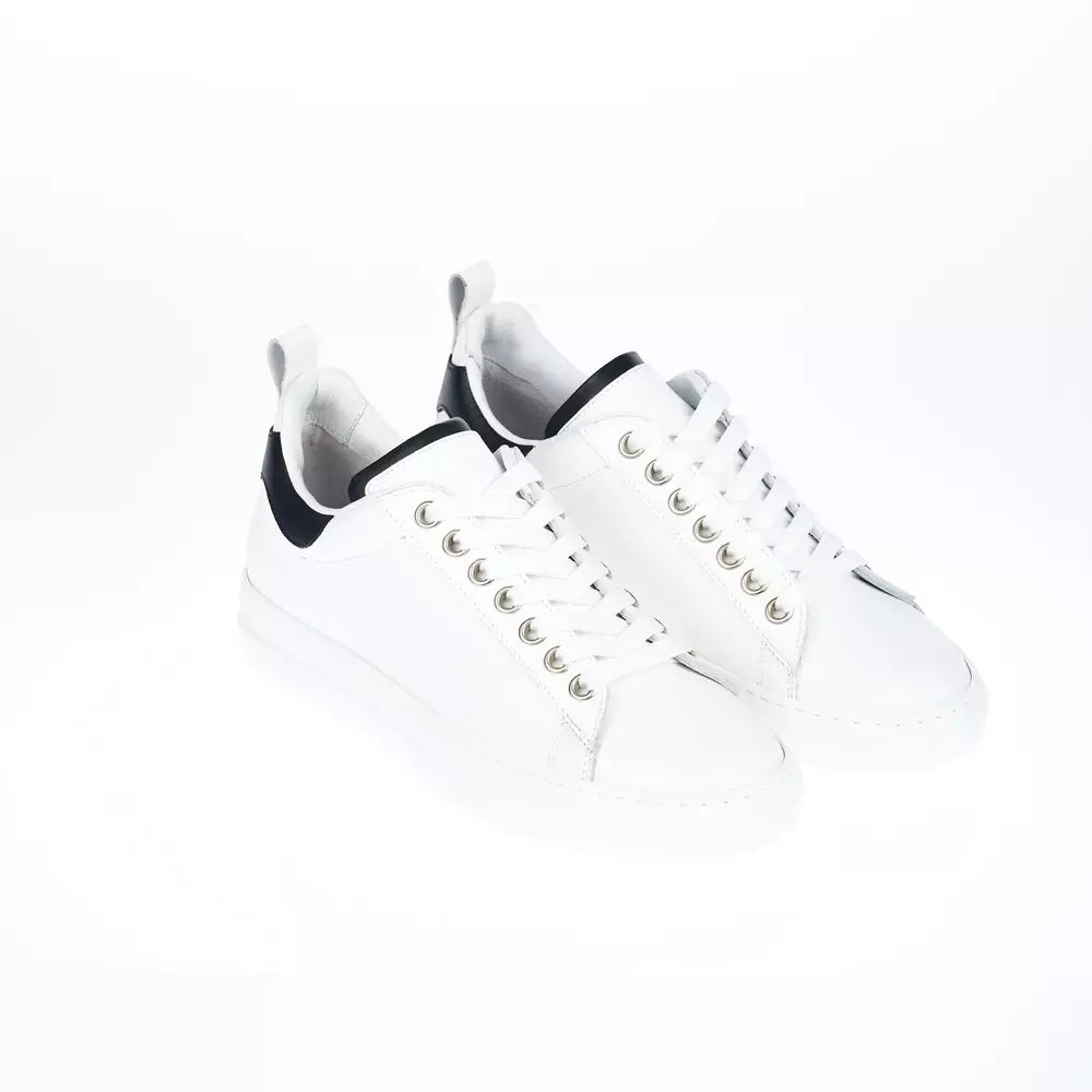 Elegant White Monocolor Leather Sneakers