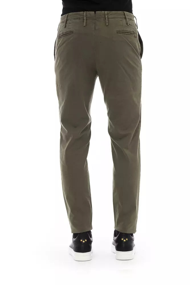 Chic Army Trousers for the Modern Man