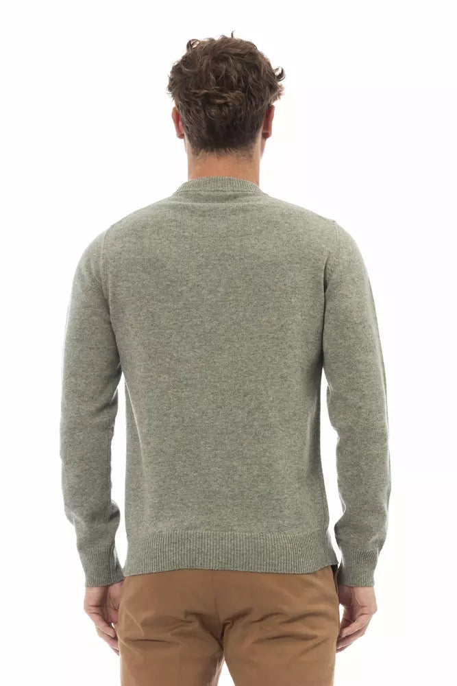 Elegant Crewneck Wool Sweater in Lush Green