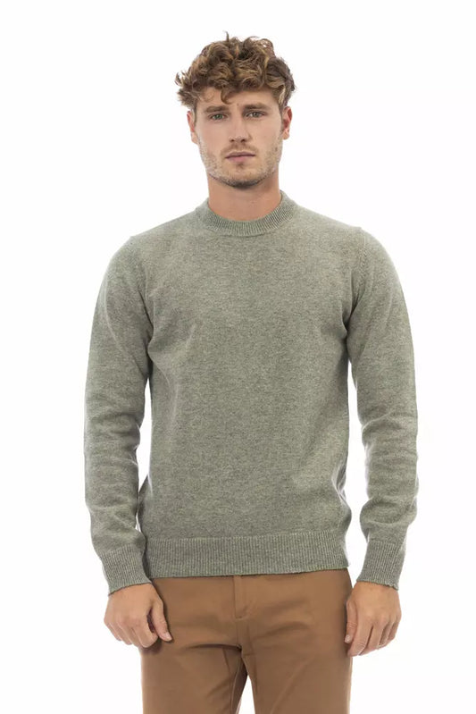 Elegant Crewneck Wool Sweater in Lush Green