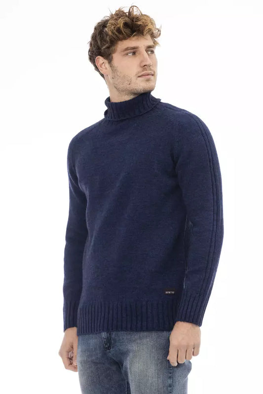 Elegant Turtleneck Sweater in Blue