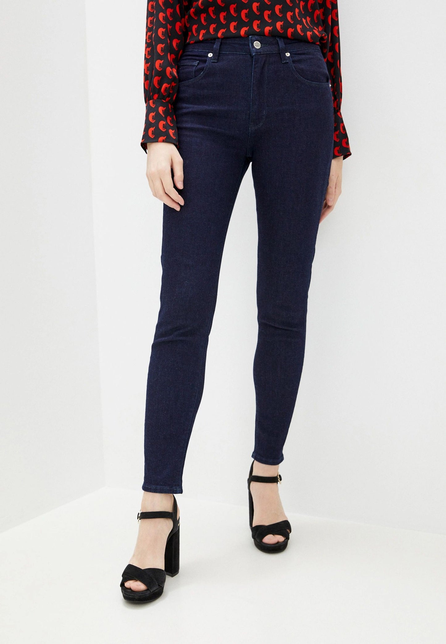 Chic Heart-Back Dark Blue Jeans