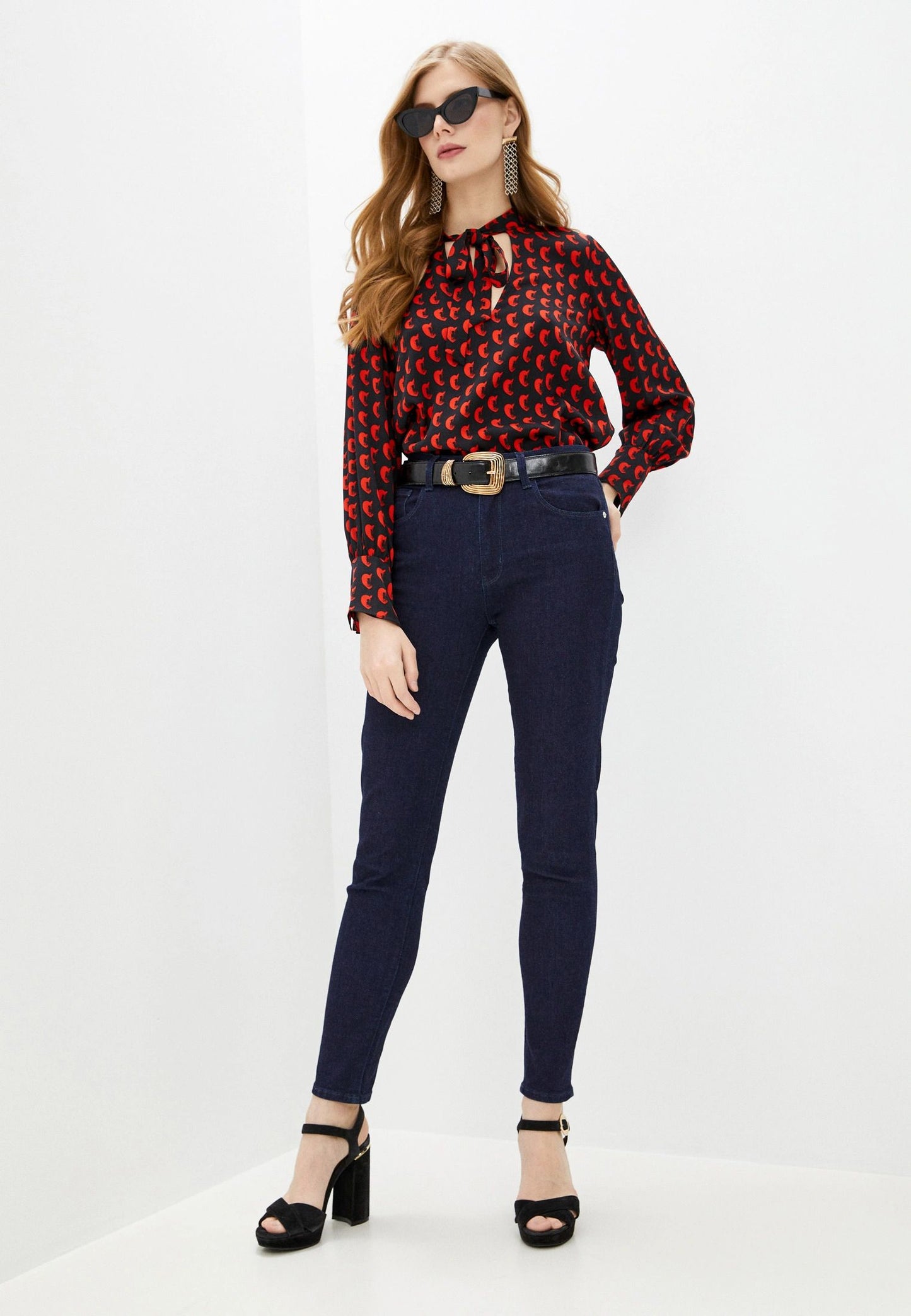 Chic Heart-Back Dark Blue Jeans