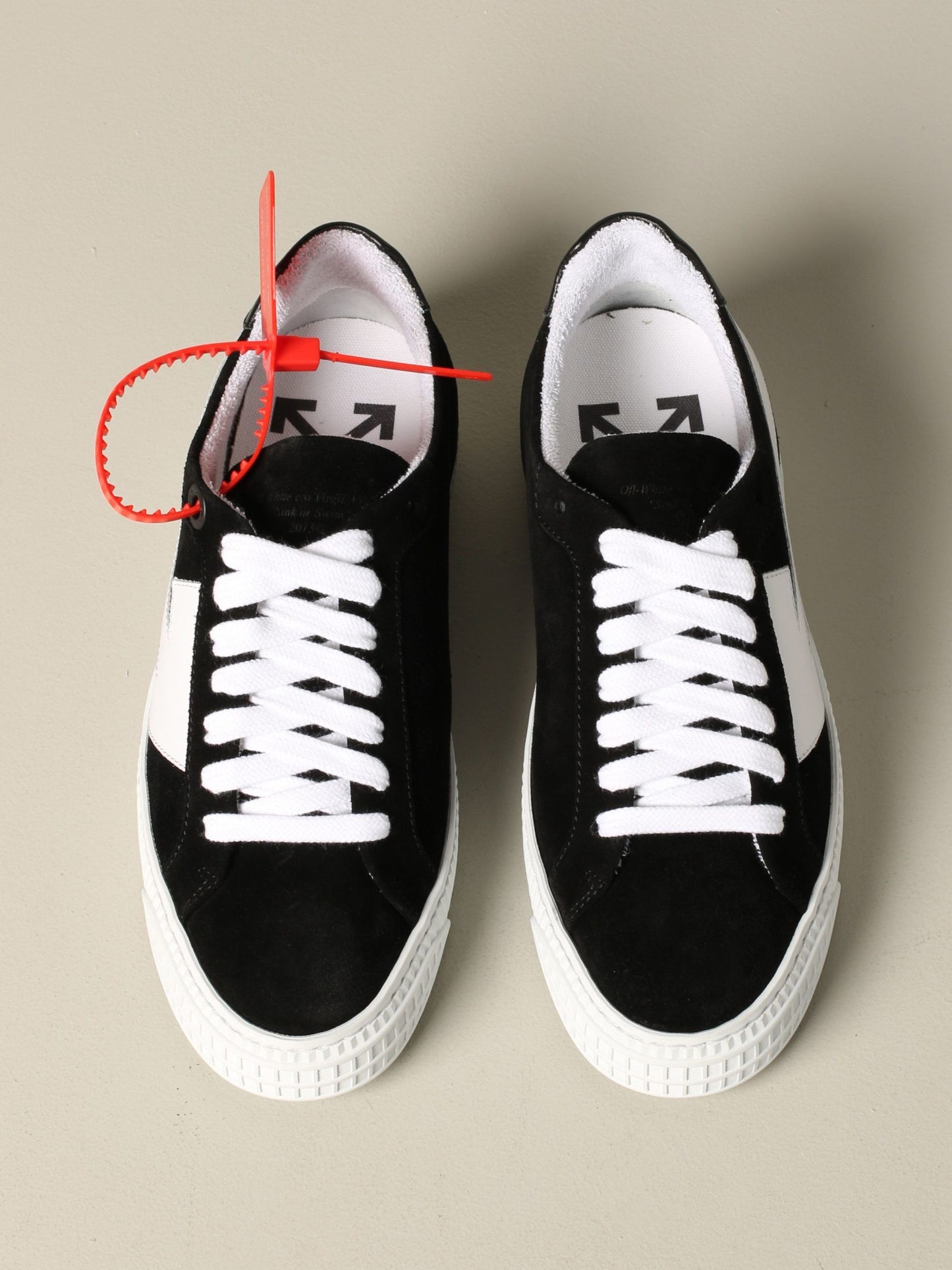 Suede Leather Arrow Logo Sneakers in Black