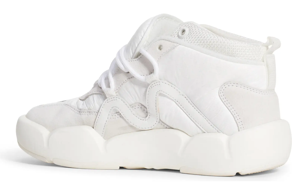 Iconic White Leather Sneakers - Trendy & Chic