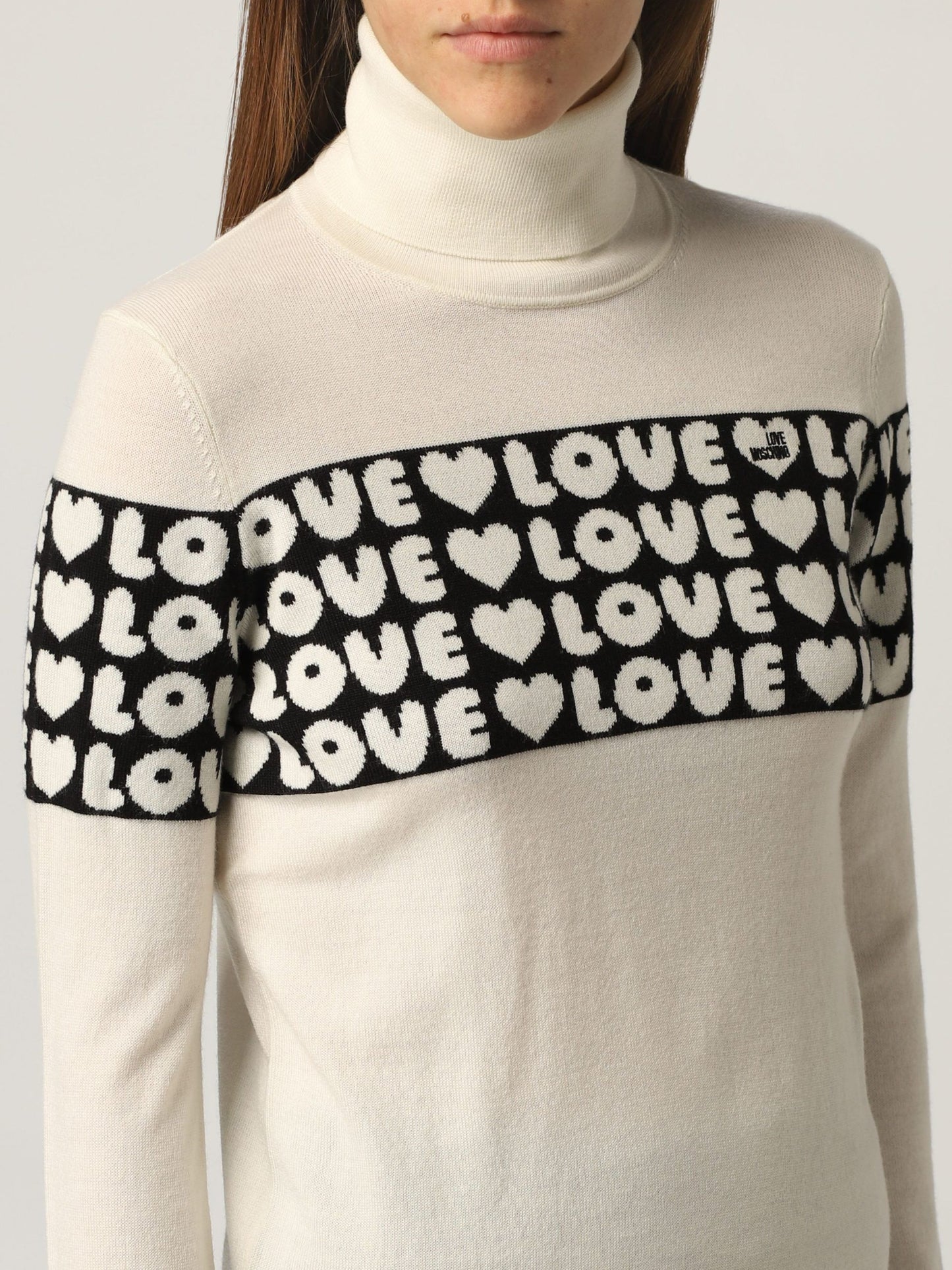 Chic Contrast Logo Turtleneck Sweater