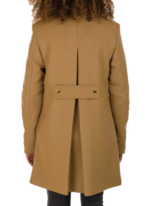 Elegant Beige Coat with Button Closure