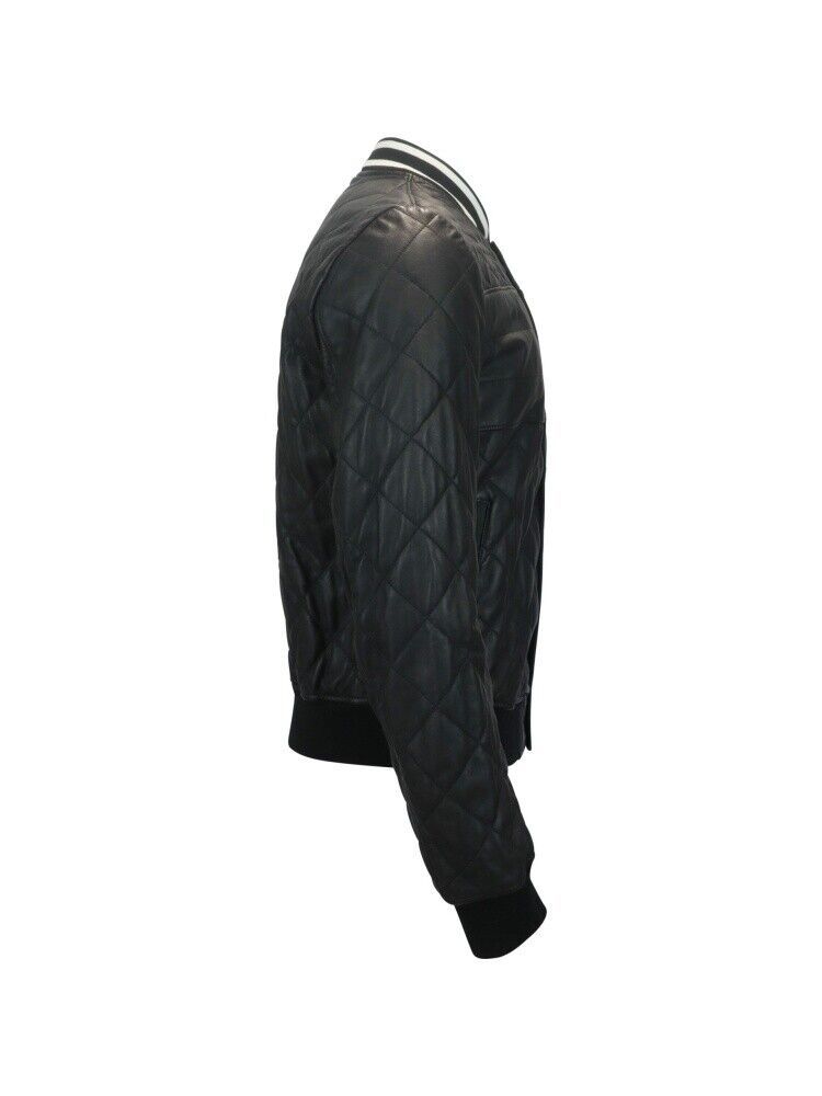 Sleek Black Leather Jacket - Timeless Elegance