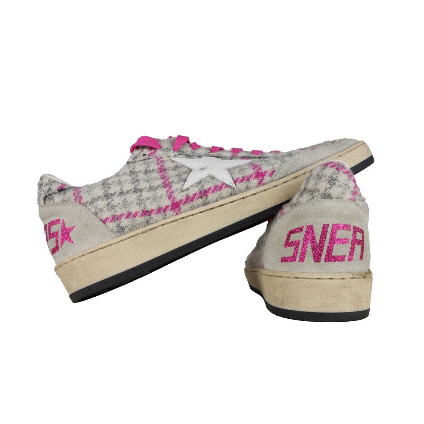 Chic Check Motif Leather Sneakers