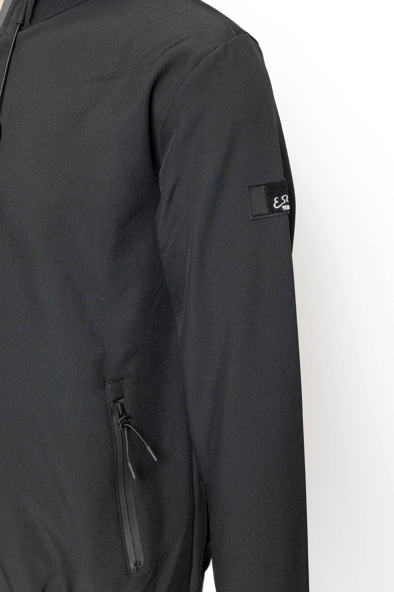 Sleek Windproof Waterproof Fleece-Lined Jacket