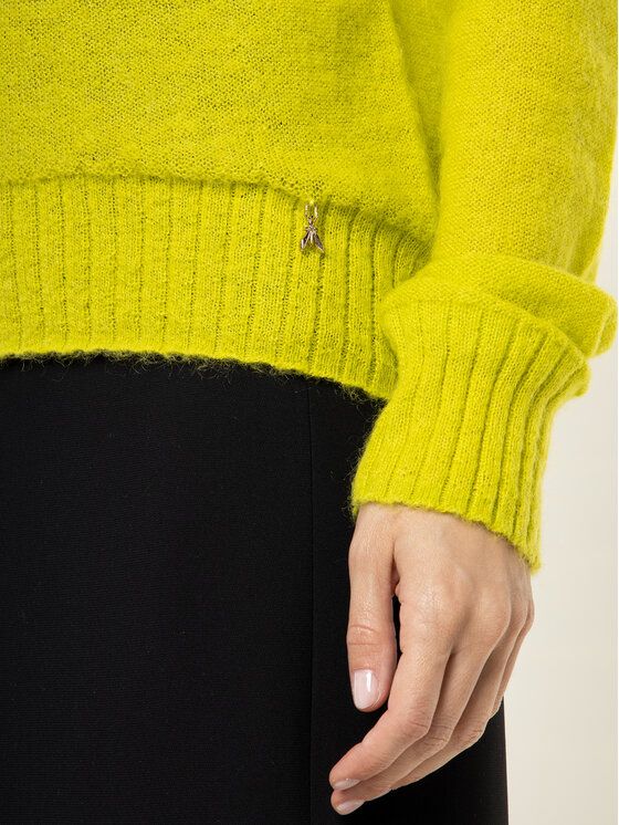 Chic Turtleneck Wool Blend Sweater