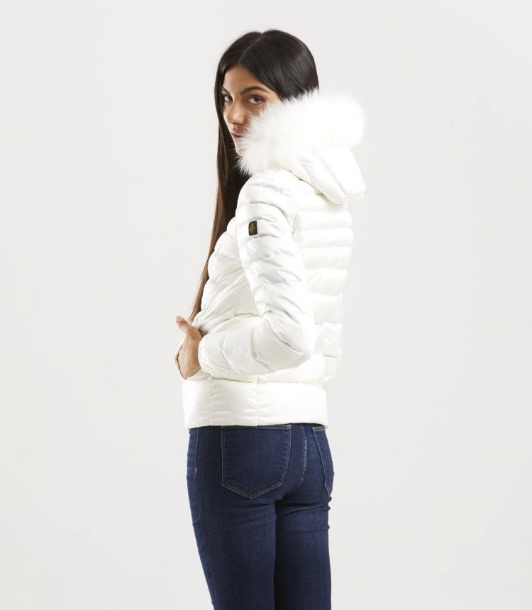 Elegant White Padded Jacket with Fur Hood