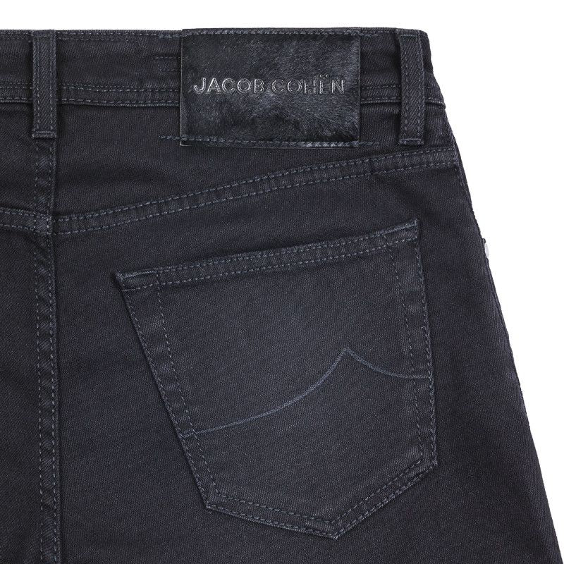 Sleek Black Slim Fit Bard Jeans