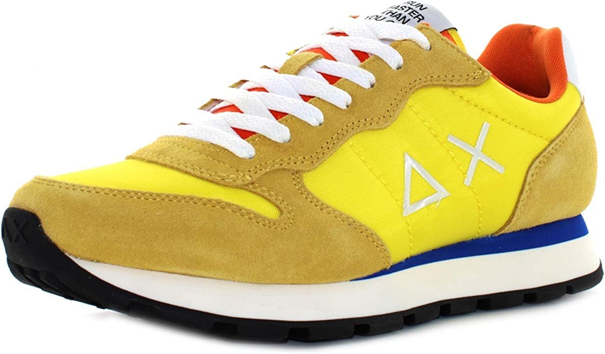 Sunny Suede-Accent Men's Sneakers in Vibrant Yellow